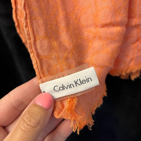 Peach Calvin Klein scarf - Picture 4 of 4